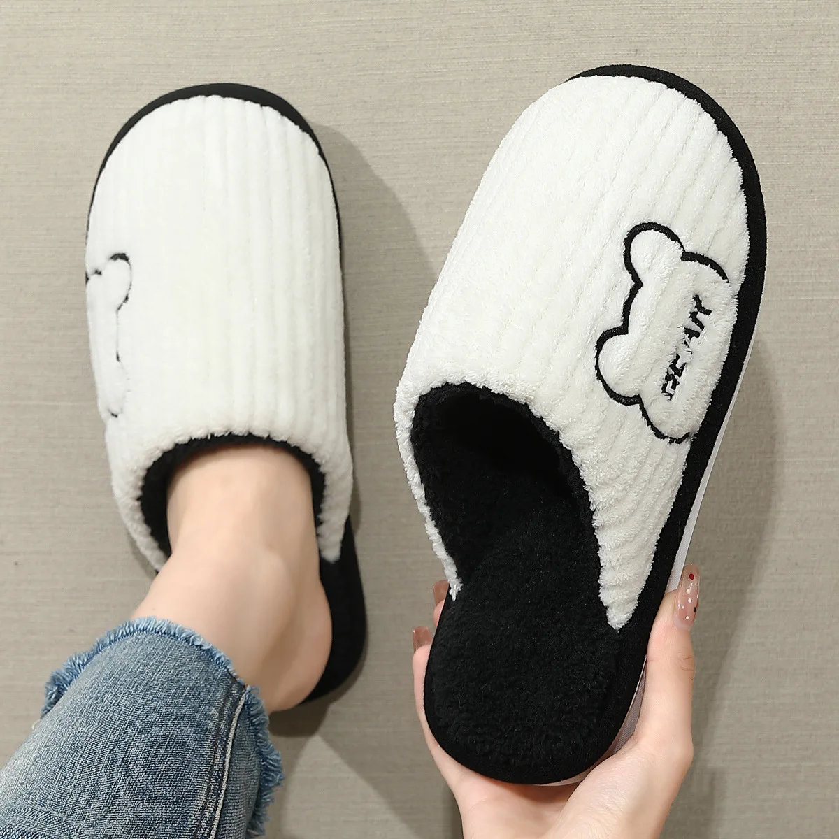 Women Men Winter Cartoon Embroidery Plush Slippers Thick Sole Corduroy Warm Indoor Home Shoes Soft Non Slip Couple House Slipper