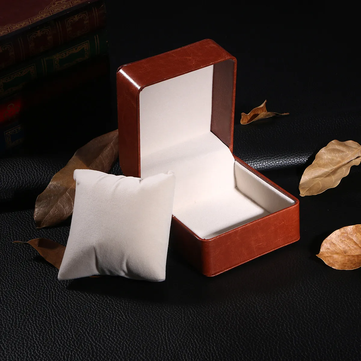 Luxury PU Watch Box Single Grid Watch Display Storage Case for Watches Jewelry with Removable Pillows Business Personal Use