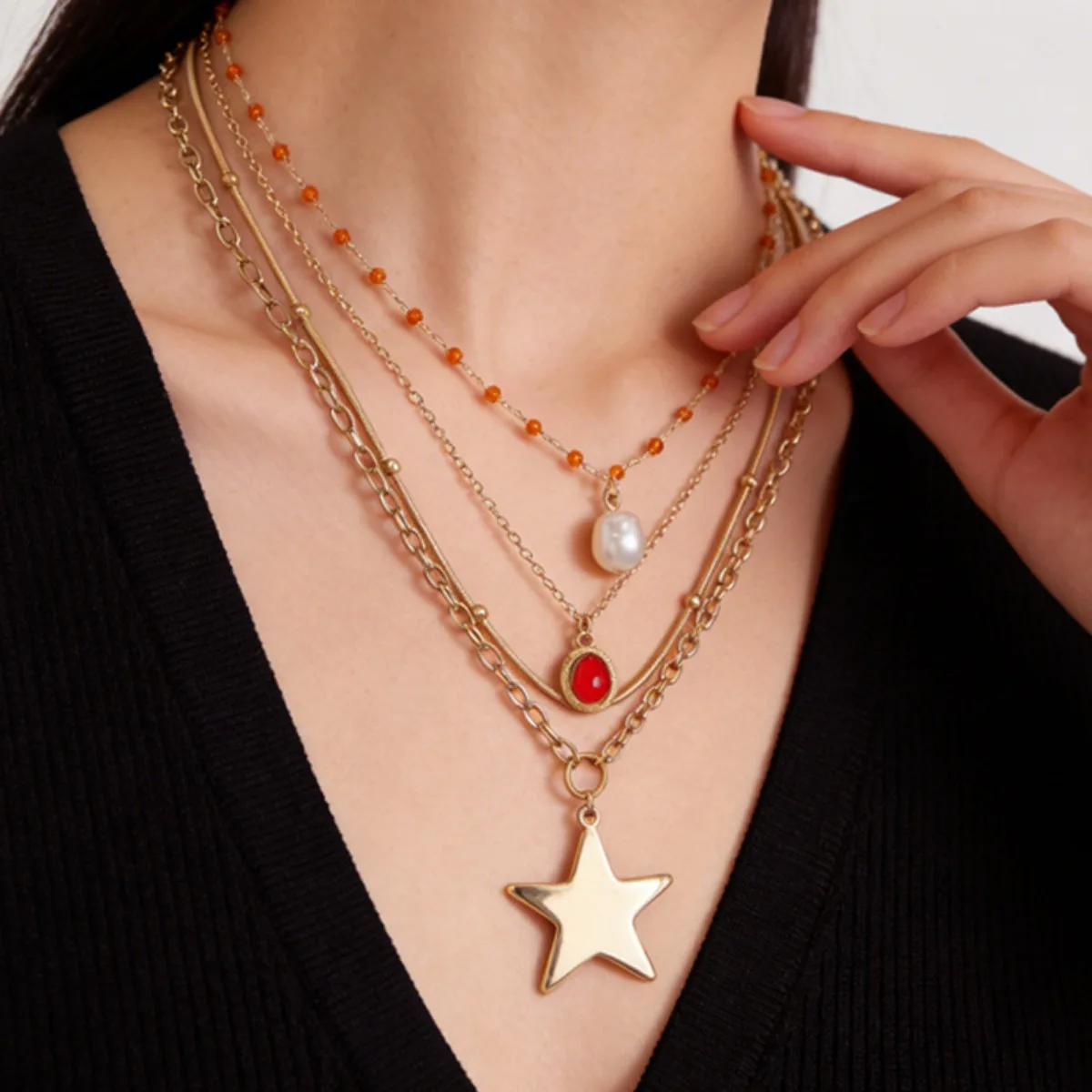 Layered Floral Enamel Charm Necklace MultiShape Pendants Vintage Artistic Boho Women Statement Fashion Jewelry