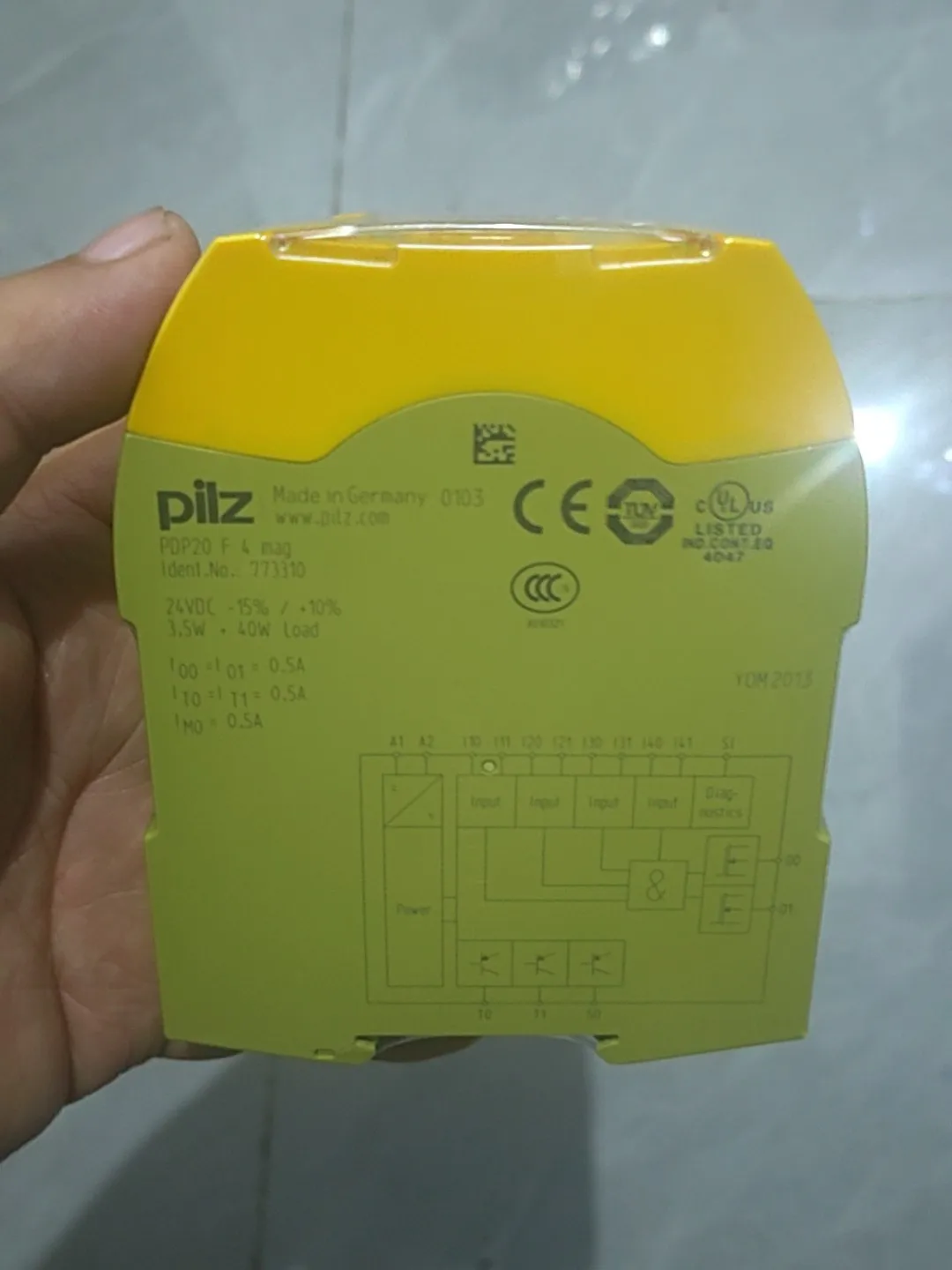 PILZ Pilz safety relay PDP20 F 4 mag, model 773310