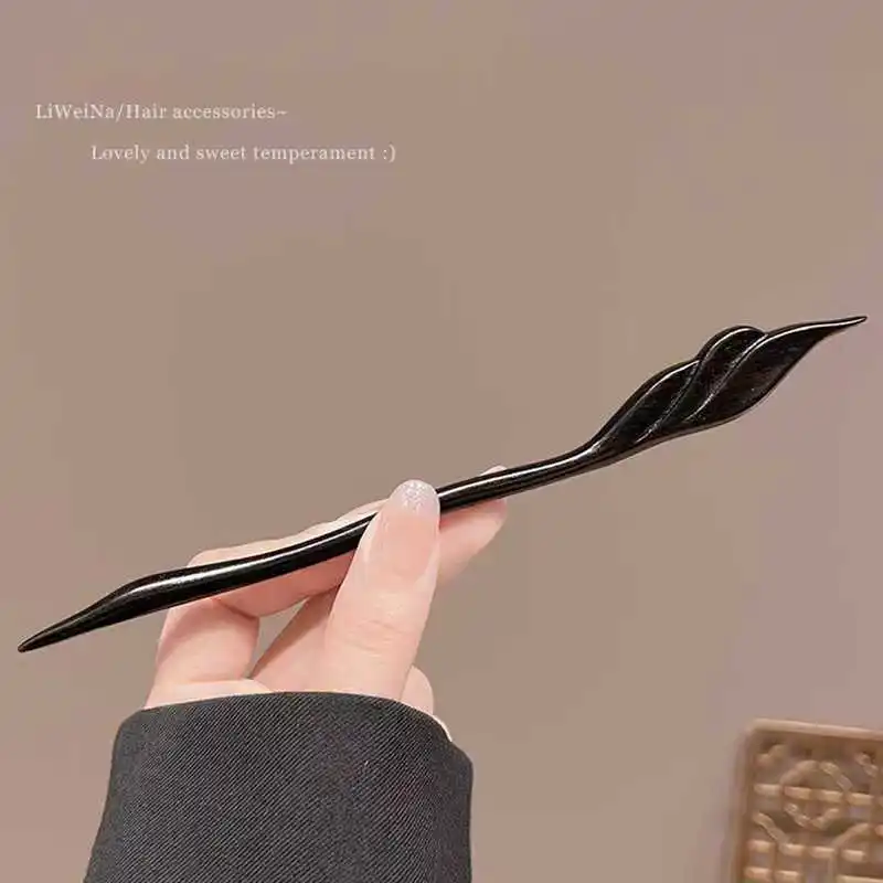 دبوس شعر خشبي رائع نحت دبوس الشعر الطراز القديم إكسسوارات الشعر الصينية الجديدة الراقية الإحساس خشب الصندل دبوس الشعر