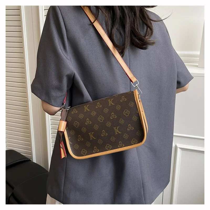 

Стильный простой винтажный клатч из минималистской кожи для женщин с модным дизайном и логотипом большой емкости