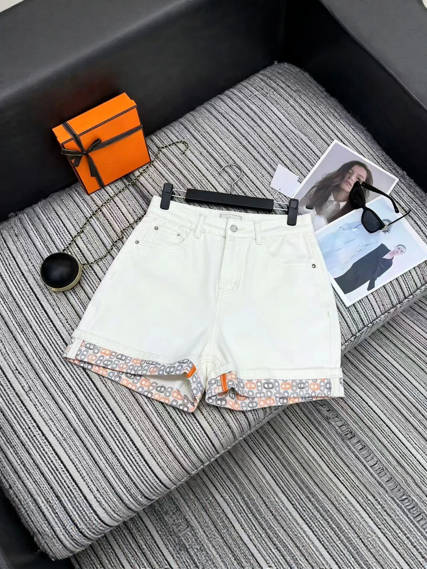 High Waist Straight Leg Jeans Shorts Women's Elastic Cuffed Hem Pig Nose Print Summer New Arrival Cotton Blend Comfortable