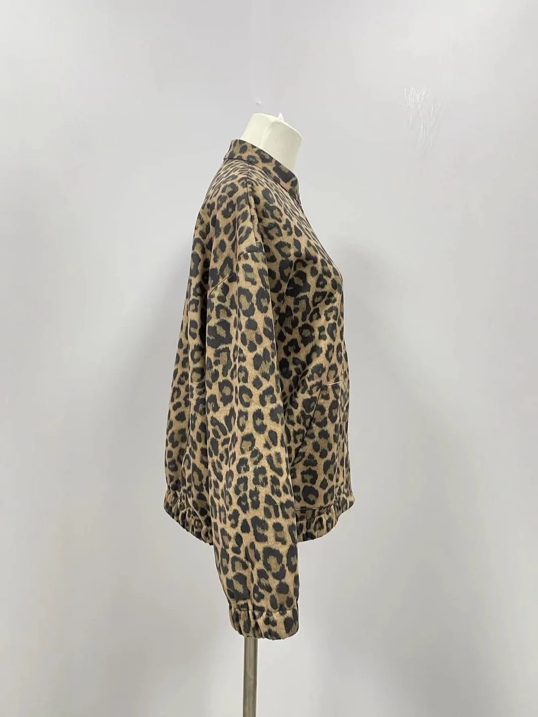 الربيع ليوبارد طباعة الرجعية الغلاف الجوي أعلى البوليستر النسيج الشارع الاتجاه فضفاض النمط الأمريكي قميص معطف المرأة كسول نمط #4