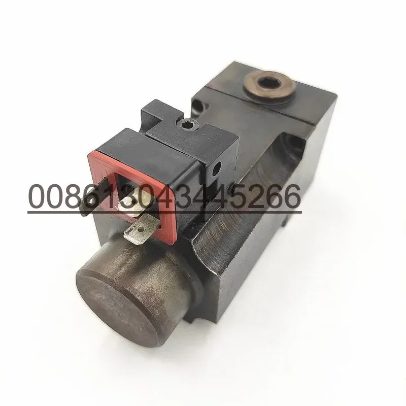 90% New Origianl Polar 92EM Solenoid Valve For Polar Guillotine Cutter 92EM Paper Cutting Machine