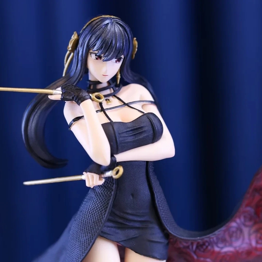 30cm 애니메이션 스파이 가족 공주 가시 Yor Forger 액션 피규어 귀여운 만화 아름다운 소녀 모델 데스크탑 장식 소년 장난감 선물