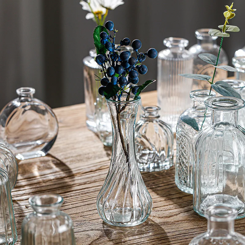Retro Glass  Vase Relief European Style Small Diameter for Dried Flowers Transparent Flower Pot Plant Creative Short Slee...