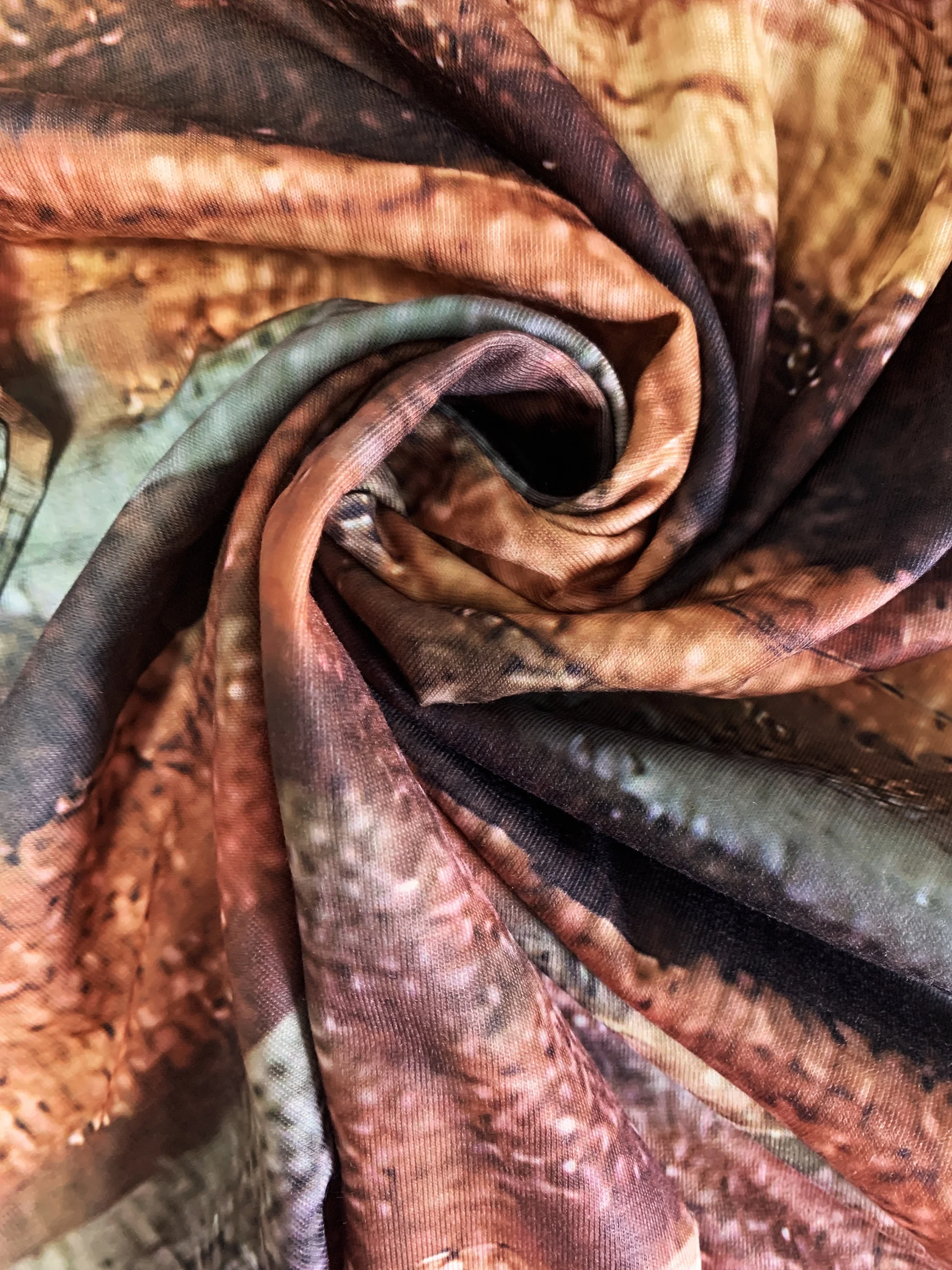 تي شيرت مخطط بأكمام طويلة للنساء، خريفي - كتلة ألوان مستوحاة، بلوزة كاجوال متماسكة، ملابس خريفية عصرية