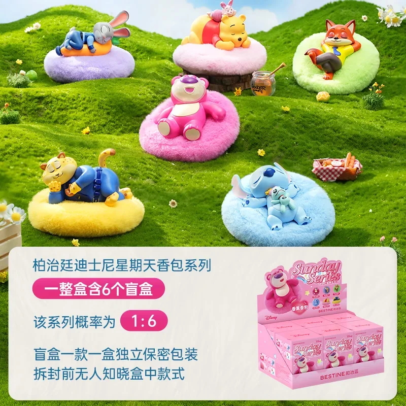 Borsa per aromaterapia con bambola di orso fragola Stitch della serie Disney Sunday, magnete per frigorifero, scatola cieca, ornamenti di figure giocattolo alla moda