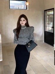 Y2K Striped Women T Shirts Korean Elegant Slim Turtleneck Female Casual Tees Autumn Puff Sleeve New Chic Ladies Crop Top