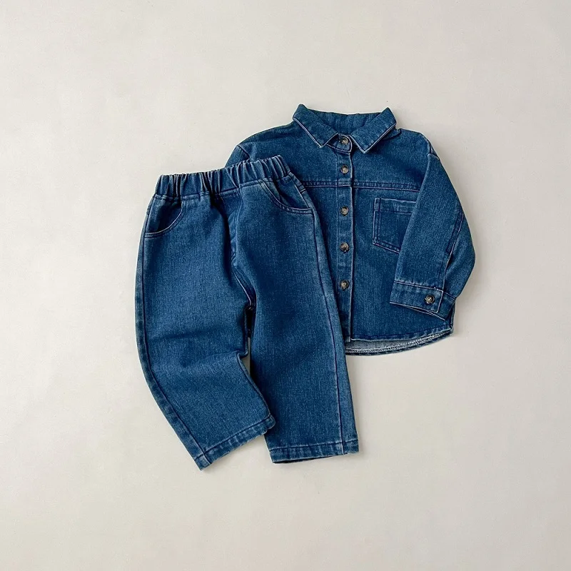 Girls\' clothing spring Korean children\'s clothing flip collar boys long sleeved denim cardigan top+pants set baby clothes