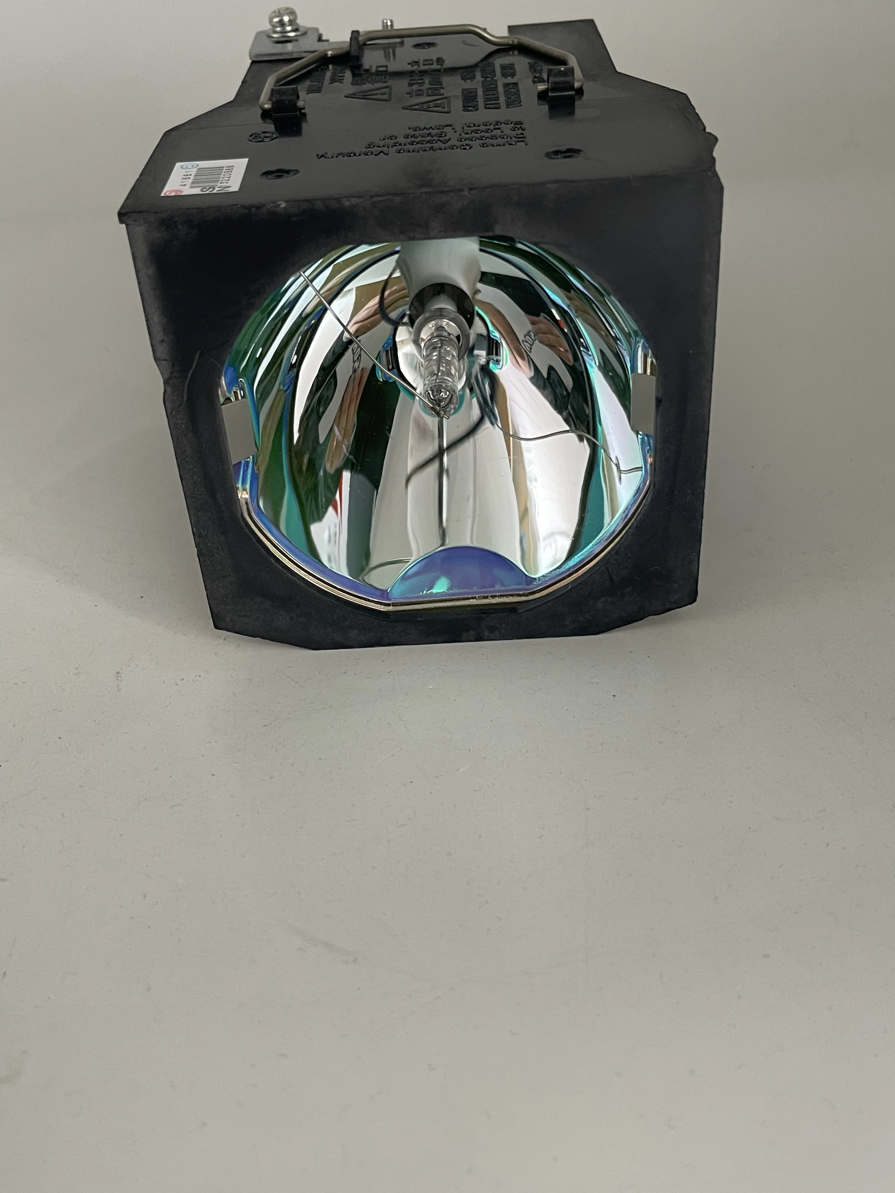 GY Asli ET-LAD7500 Kualitas Lampu Proyektor untuk Panasonic PT-D7500 PT-D7500E PT-D7500U PT-D7600 PT-DFree Pengiriman