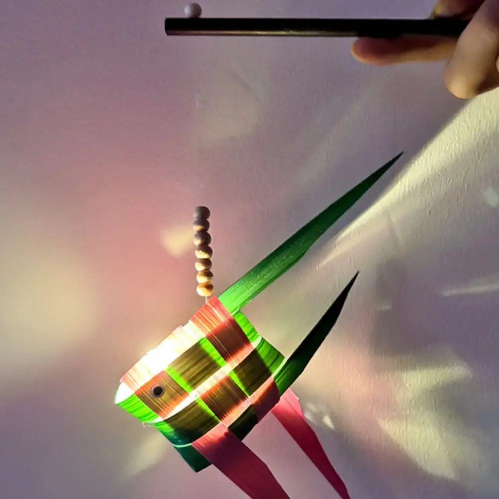 

Hand-Woven Handmade Goldfish Lantern Crafts Chinese Style Portable Koi Lantern Glow Lucky Mid-autumn Festival LED Light