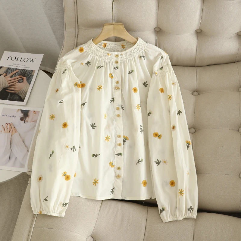 Retro Chic Floral Pleated O-neck Beige Lantern Sleeve Shirt For Women Spring Autumn Sweet Basics Countryside Style Tops