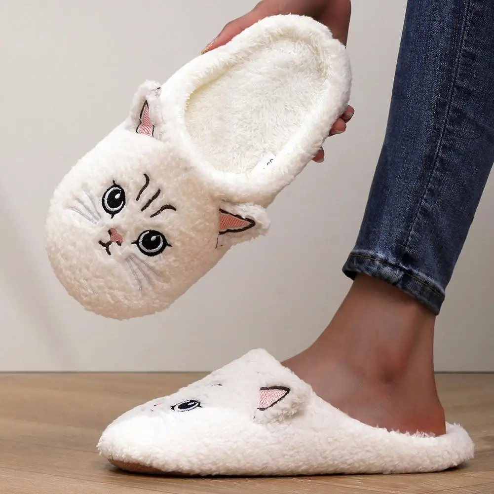 Cute Cat Design Plush Ladies Slippers Autumn And Winter Indoor Floor Non-Slip Soft Bottom Comfortable Warm Home Shoes for Unise