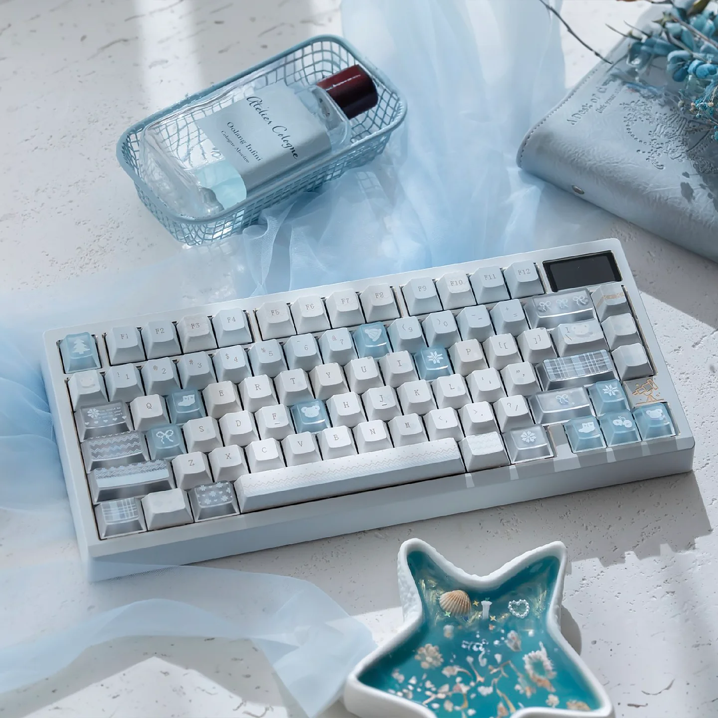URE Winter Letter Theme Keycaps Dye Sub Cherry Profile PBT Keycaps Blue Side Print For MX 64/75/87/96/104 Mechanical Keyboard