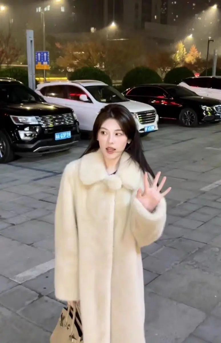 Faux Fur Maxi Coat Coats Womens Peluche Notch-Lapel Evening Senior Premium Overcoats Chunky Crystal Lavender Motorcycle Fancy OL