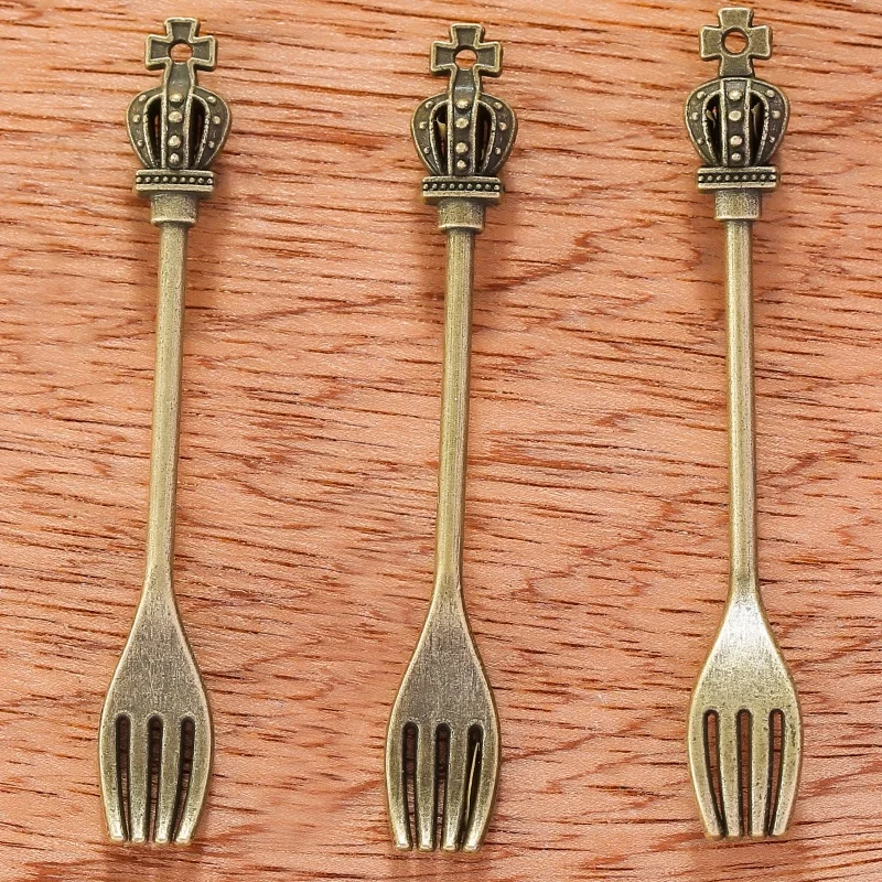 Talheres Colher Garfo e Faca de Jantar Encantos, Descobertas Jóias DIY, Pingentes para Colar, Fazer Jóias, 5 Cores, 60x7mm, J491, 5Pcs