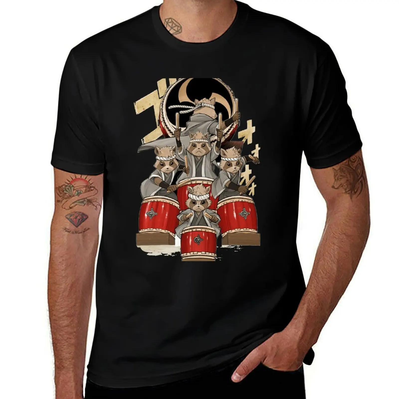 Футболка с принтом Taiko Tanuki play drum, мягкая хлопковая футболка с принтом