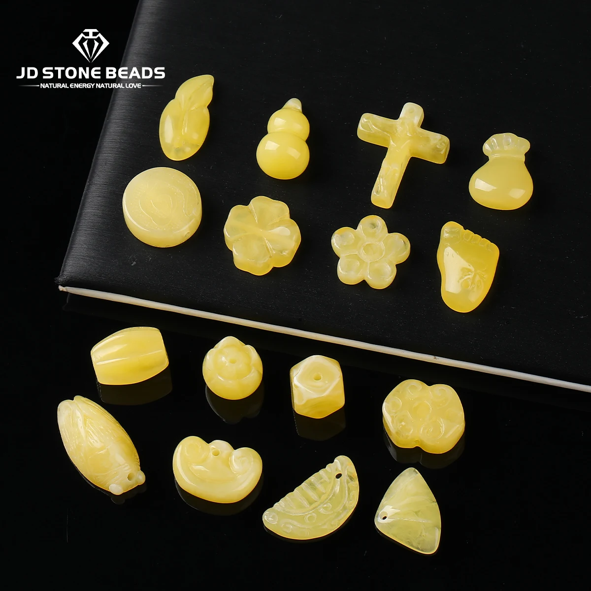 

10 Pcs/lot Natural Yellow Amber Carved Leaf Flower Bead Geometric Spacer Bead For Jewelry Making DIY Necklace Bracelet Accessory