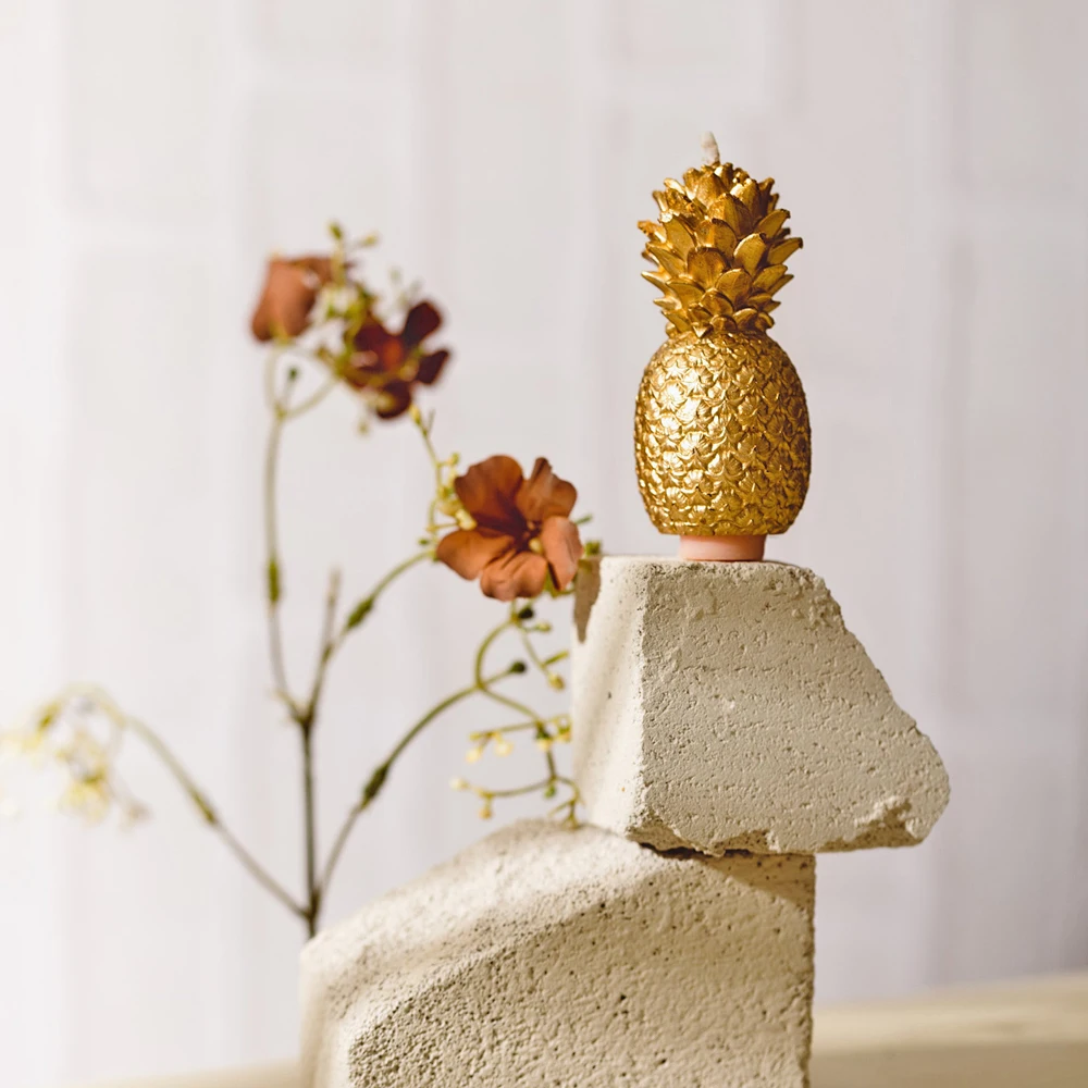 

3D Pineapple Fruit Chocolate Silicone Mould for Children's Birthday Party Soap Candle Dessert Table Cake Decoration