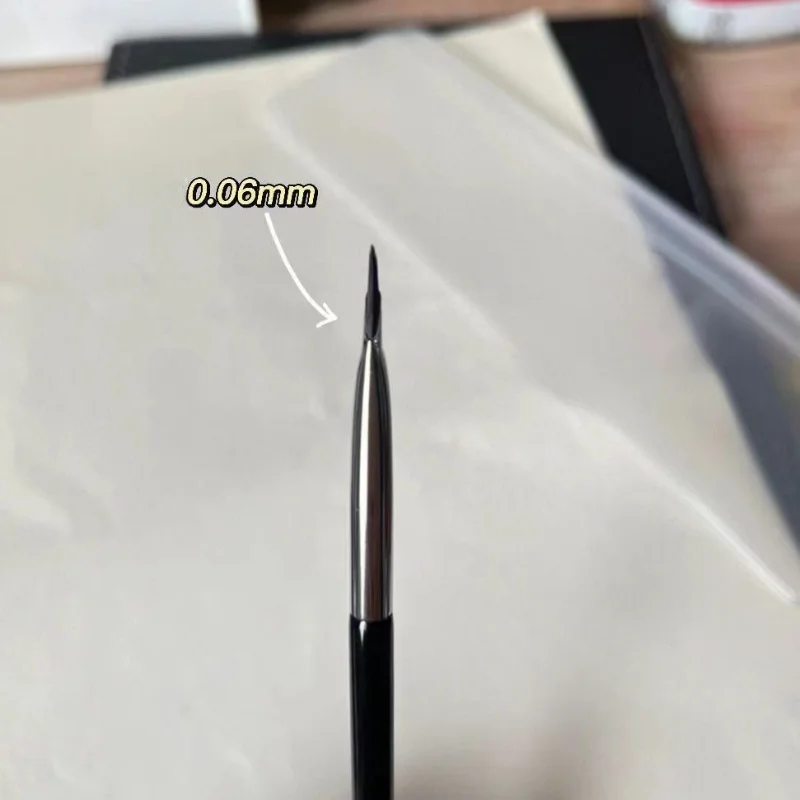 Angled Blade Eyeliner Brush Flat Sickle Eyelid Down To Eye Area Detailed Makeup Brush Eyebrow  Eyeliner Brush