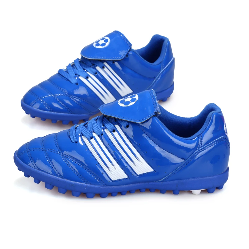 

A pair of children's four-season leather football shoes with studs, wear-resistant football shoes, sizes 31-39，HJ-26005