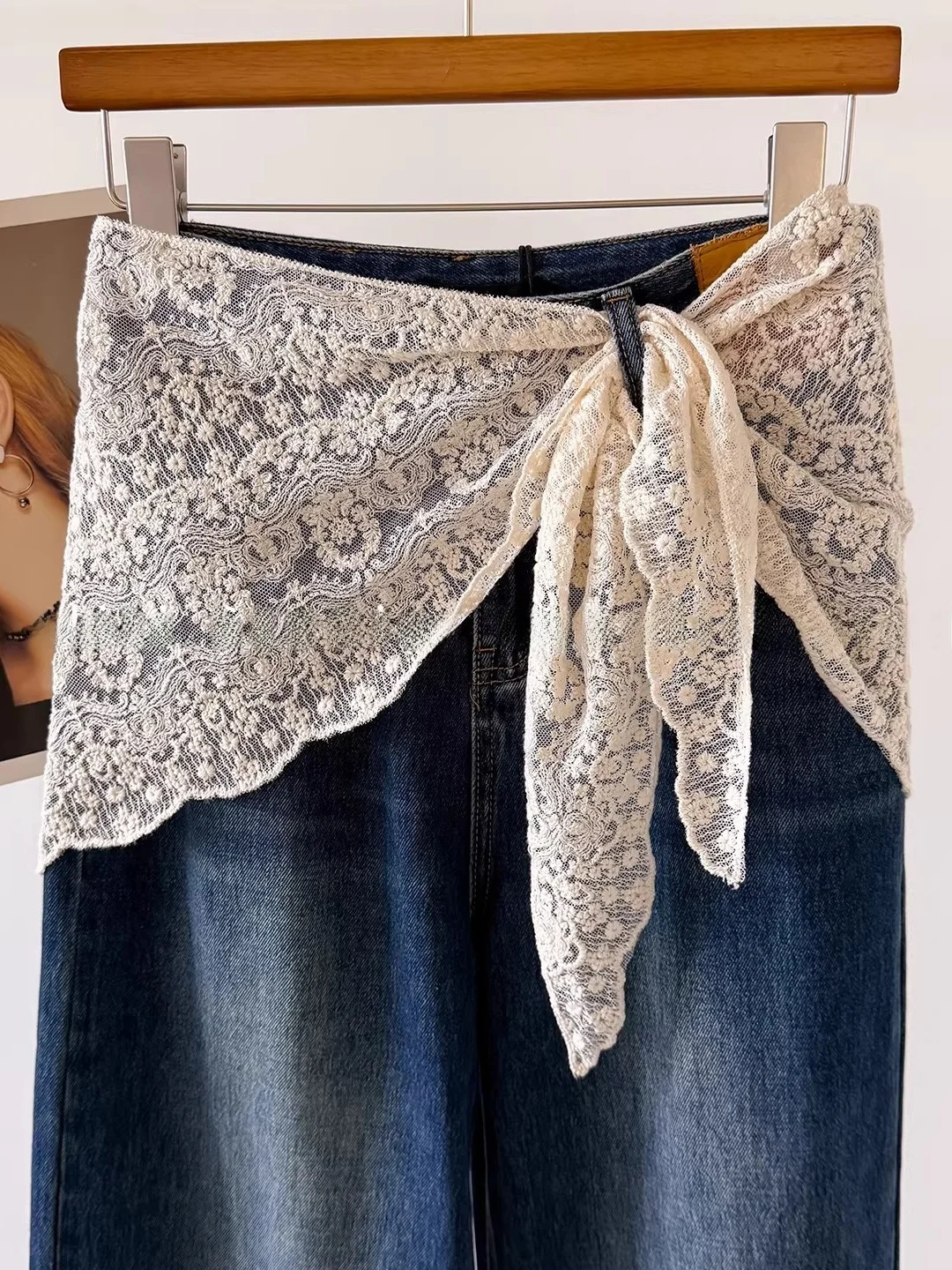 Spring Autumn Lace Headscarf Net Curtain Women Summer High End Overlap  Semi Skirt Butt Covering Skirt Curtain Waist