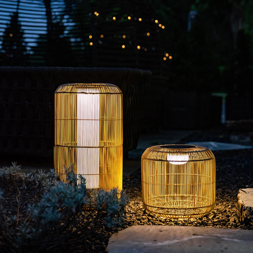 

Solar Garden Light Outdoor IP65 Waterproof Intelligent Light Control Villa Garden Lawn Landscape Decoration Atmosphere Lighting