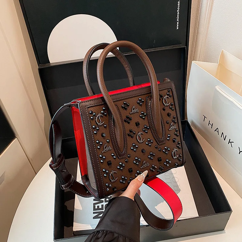 

2025 Women‘s Large Capacity Shoulder Bag, Genuine Leather Multi-way Crossbody Purse, Vintage Chic Tote for Work & Casual Dating