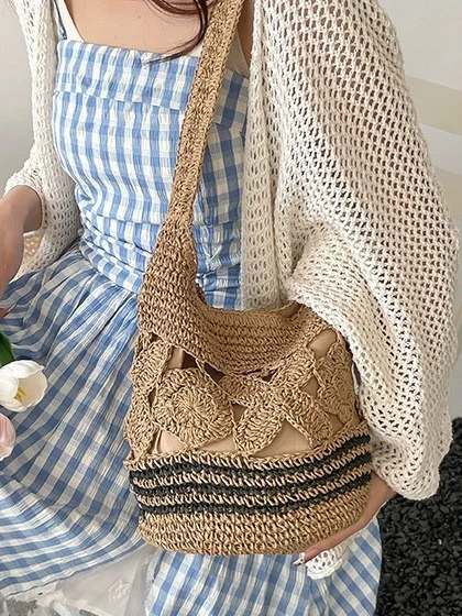 

2026 High-End Resort Style Straw Woven Women's Shoulder Bag, New Fashionable Large Capacity Beach Bag