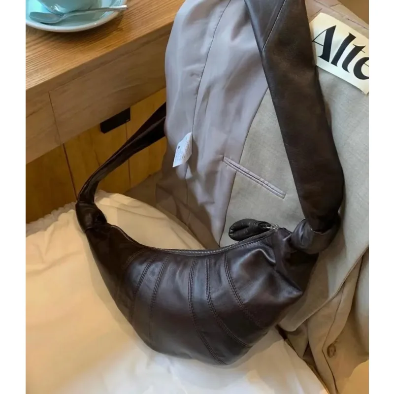 Jamhoo Niche Handbags Sheepskin Knotted Croissant Fashion Chest Bag Shoulder Messenger Croissant Bag Diagonal Bag Dumpling Bag