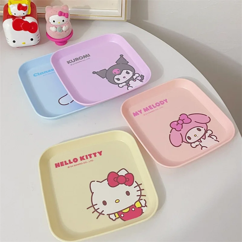 

Sanrio Cartoon Bone Discard Plate - Plastic Mini Dish For Home Dining & Restaurant Use, Cute Tableware For Food Waste And Bones