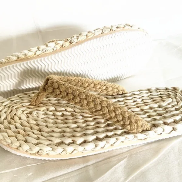 Japanese retro straw sandals slippers men and women color couple Japanese cotton rope beach flip-flops casual shoes home
