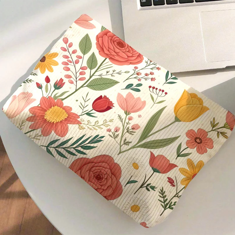 Flannel Zippered Makeup Pouch, Portable Travel Organizer, Sanitary Pad Storage Bag, Earphone and Cable Organizer Pouch
