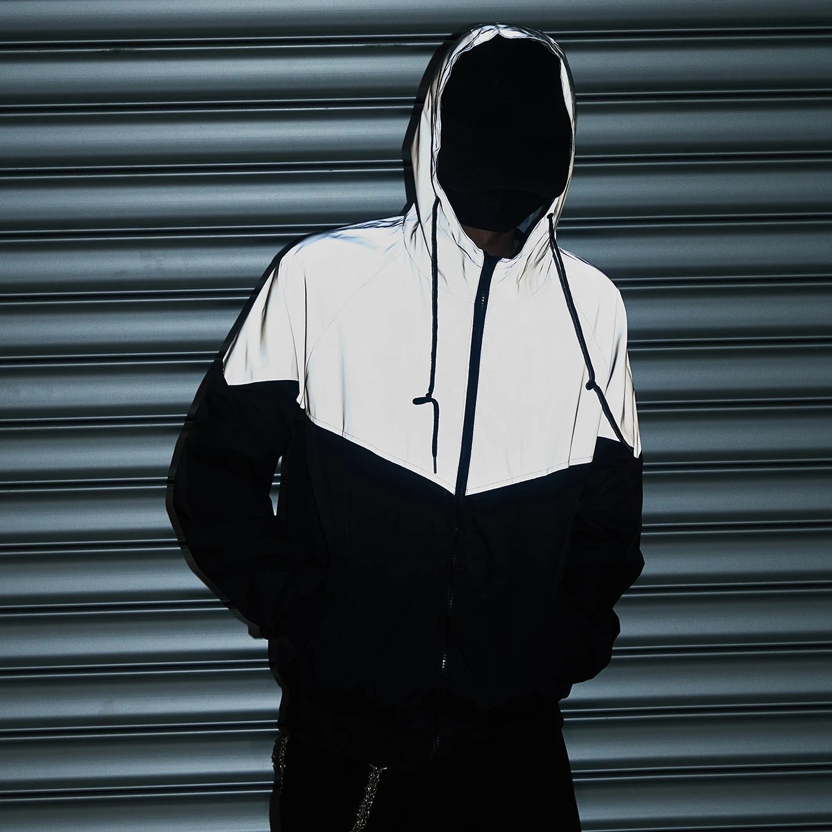 

Ночная светоотражающая куртка, мужская свободная модная куртка с капюшоном, пальто для бега, верховой езды, уличная ветрозащитная весенне-осенняя верхняя одежда