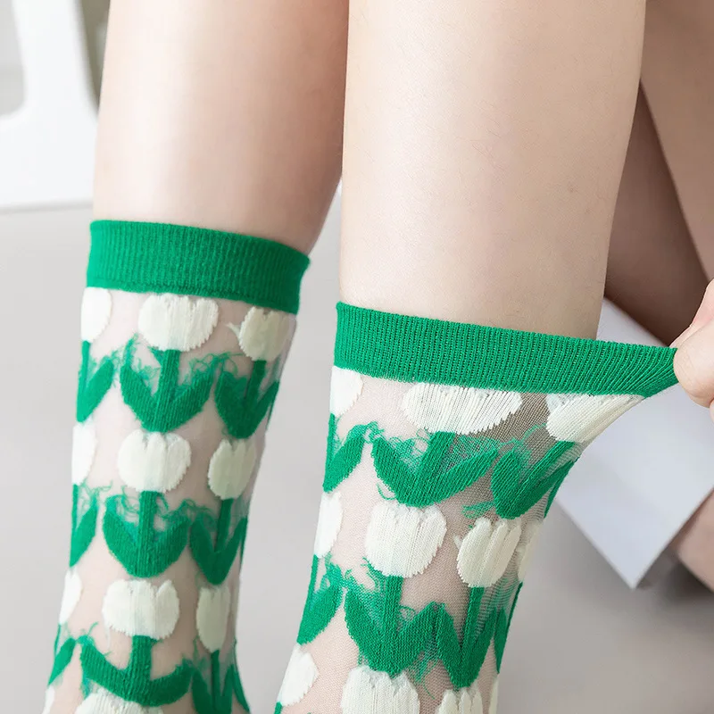 5 أزواج من الجوارب الصيفية الطويلة المصنوعة من القطن بجزء سفلي من الكريستال الأخضر مع تطريز من الألياف الزجاجية جوارب نسائية قابلة للتنفس ومضادة للخطاف من الحرير