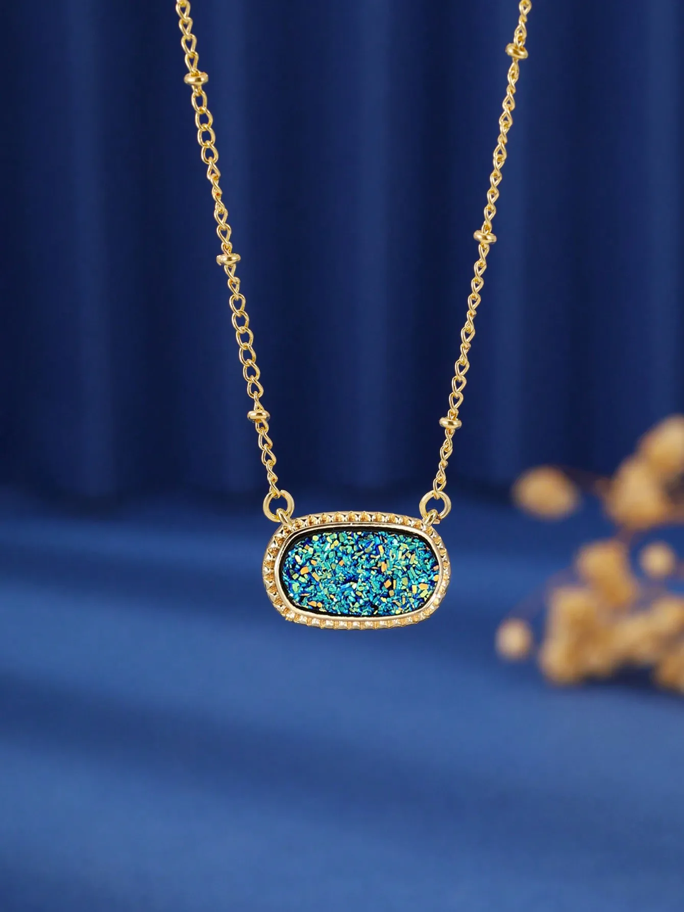 

Oval Druzy Pendant Necklace for Women, Gold Tone Chain, Elegant Daily & Date Wear
