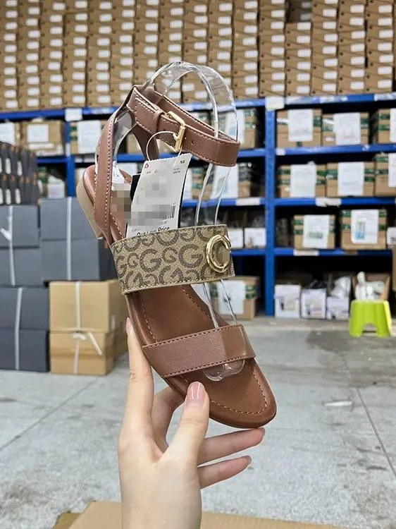 

Faionable с круглым носком, цветной ремень, Bule, повседневные универсальные сандалии на плоской подошве, женские сандалии oe, новый Sle, простой дизайн, на низком каблуке