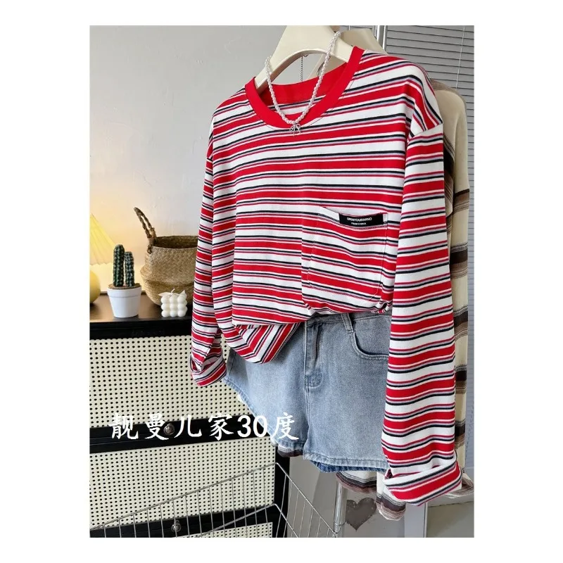 

Женская полосатая стильная и универсальная свободная футболка контрастного цвета с карманами и длинными рукавами, модный повседневный топ