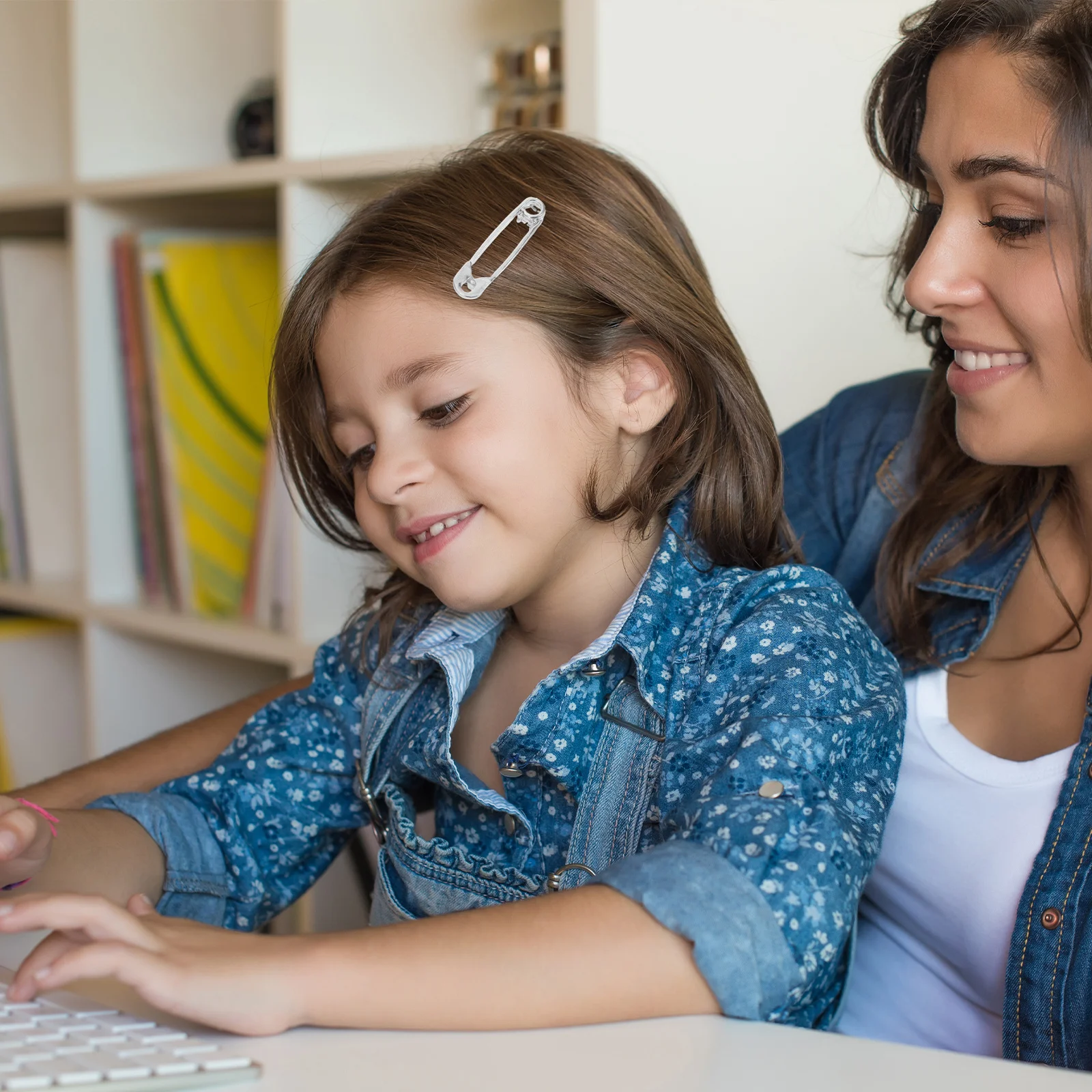 

24Pcs Alloy Hairpins Safety Pin Shape Stylish Bangs Hair Clips Nonslip Hairdressing Tools for Women Girls Metal Hairpin