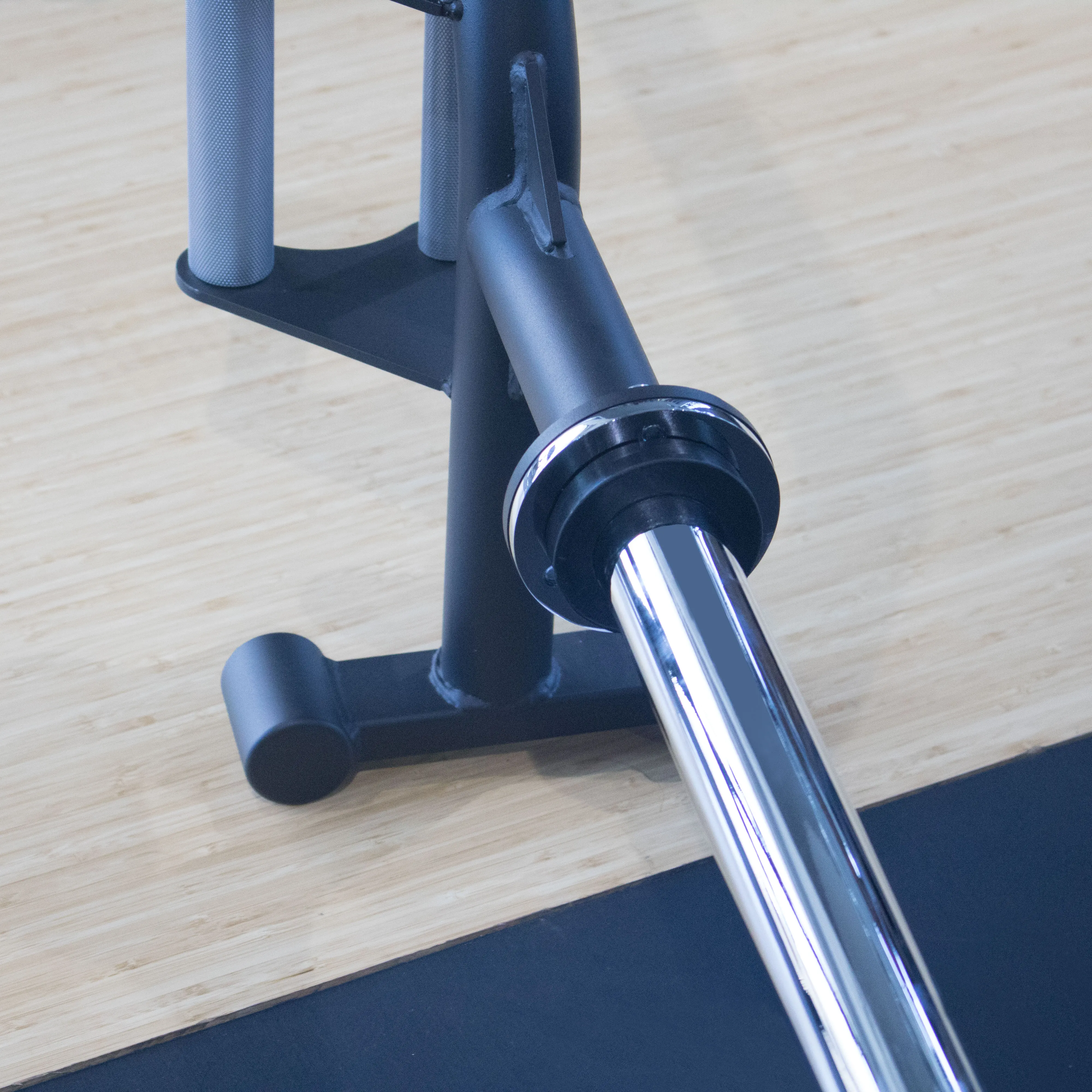 Leadman معدات اللياقة البدنية التدريب المنافسة الصالة الرياضية قوة رفع الأثقال 20 كجم شريط الحديد الكروم العادي