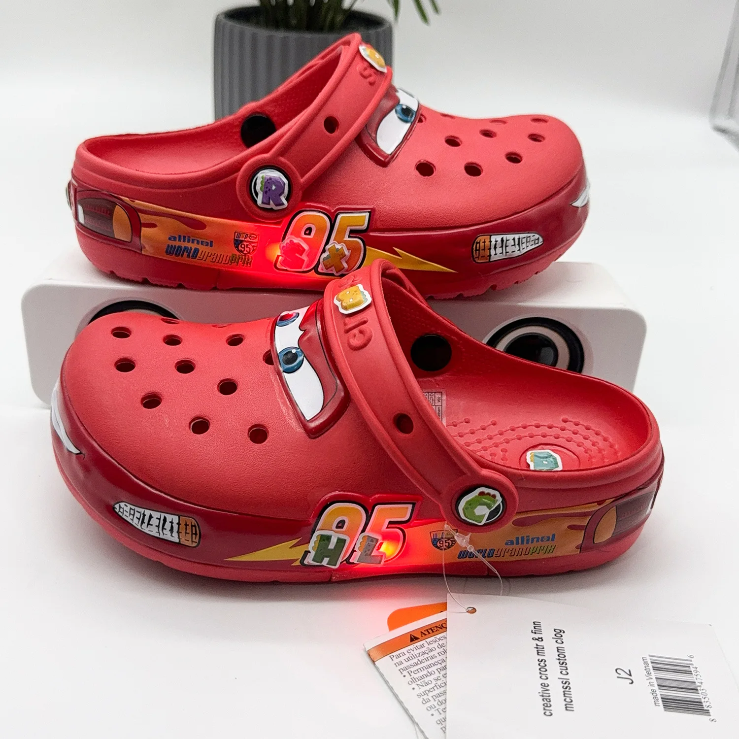 

Оригинальные тапочки с героями мультфильмов Disney для мальчиков и девочек, нескользящая обувь с мягкой подошвой