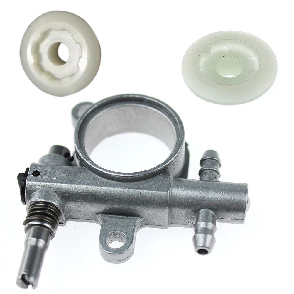 Oil Pump +Worm For 25cc 38cc Chinese Chainsaw
