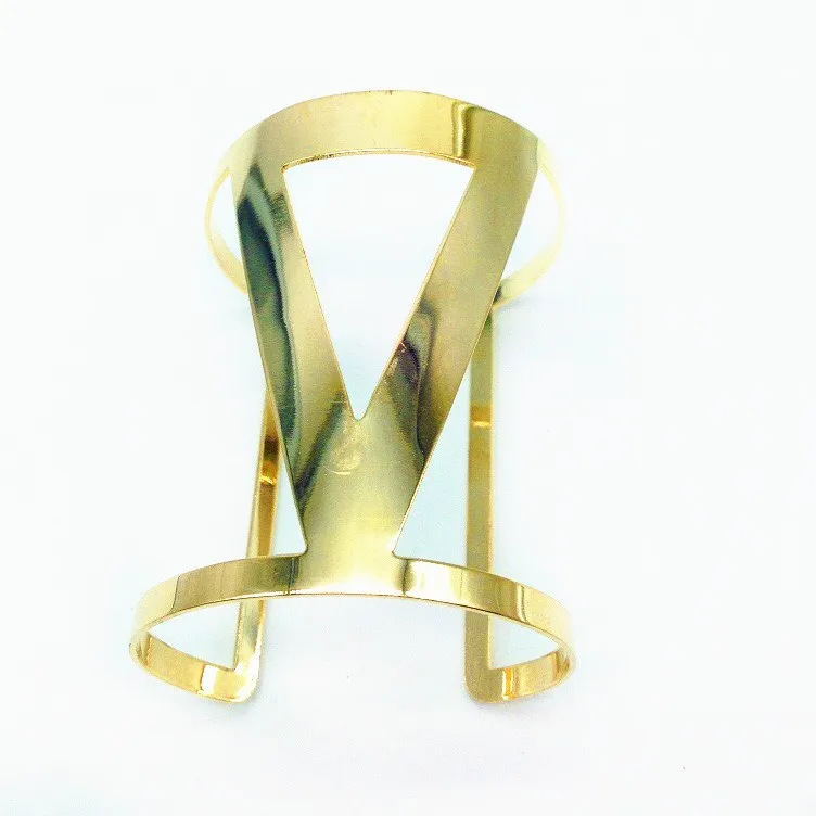 AliExpress popular jewelry fashion simple high-end generous opening metal bracelet high quality popular jewelry brace