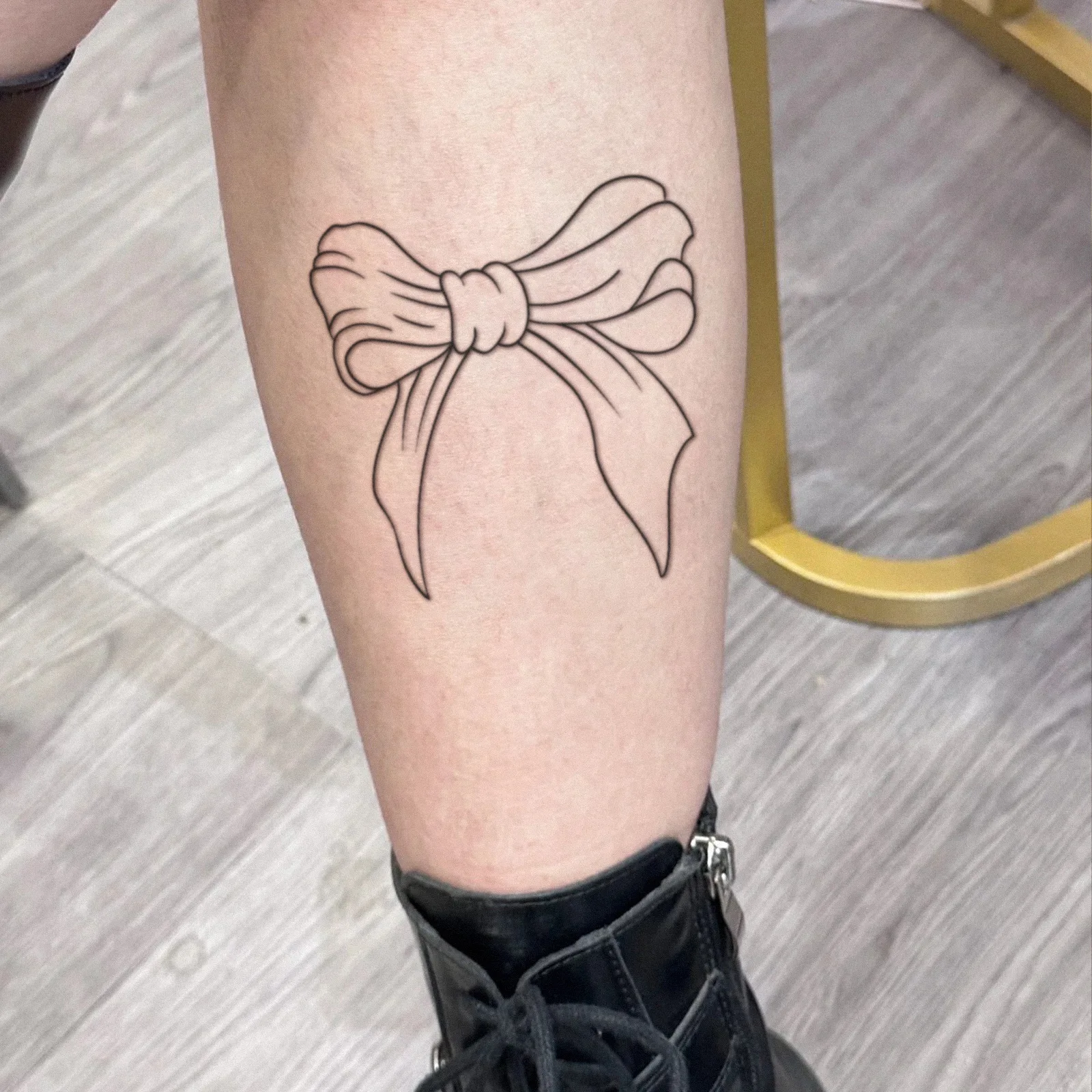 Minimalist Leaf Vine Tattoo Sticker Waterproof Long Lasting Fine Line Temporary Tattoo for Women Finger Hand