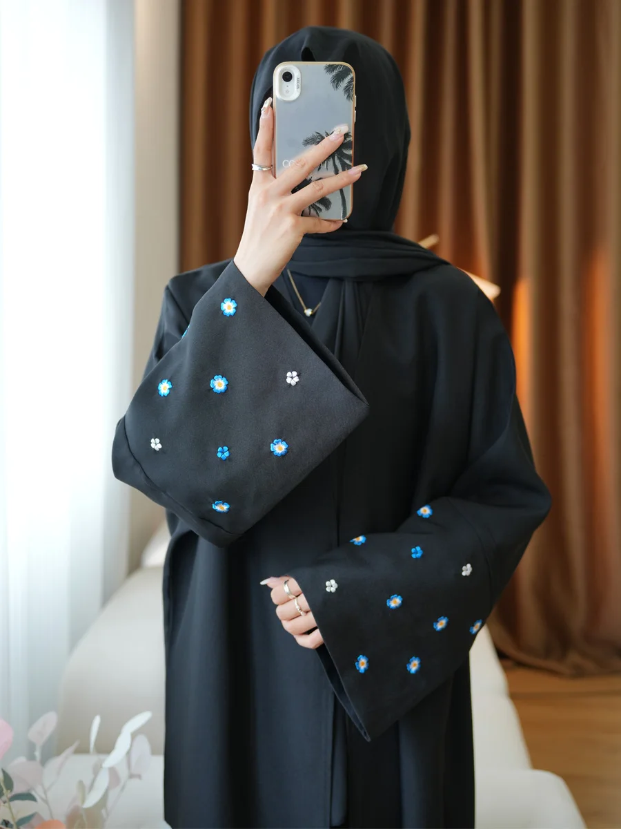 Ramadan Abaya for Women Loose Open Linen Dubai Luxury Abaya with Bat Sleeves Heart Embroidery Design Plain Kaftan no Hijab