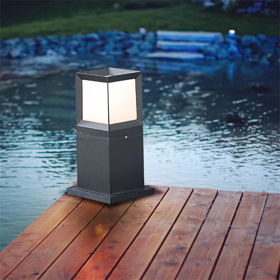 E27 Outdoor Landscape Path Light Waterproof Aluminum Post Lawn Light Floor Lamp Bollard Lighting for Lawn Patio Courtyard Decor