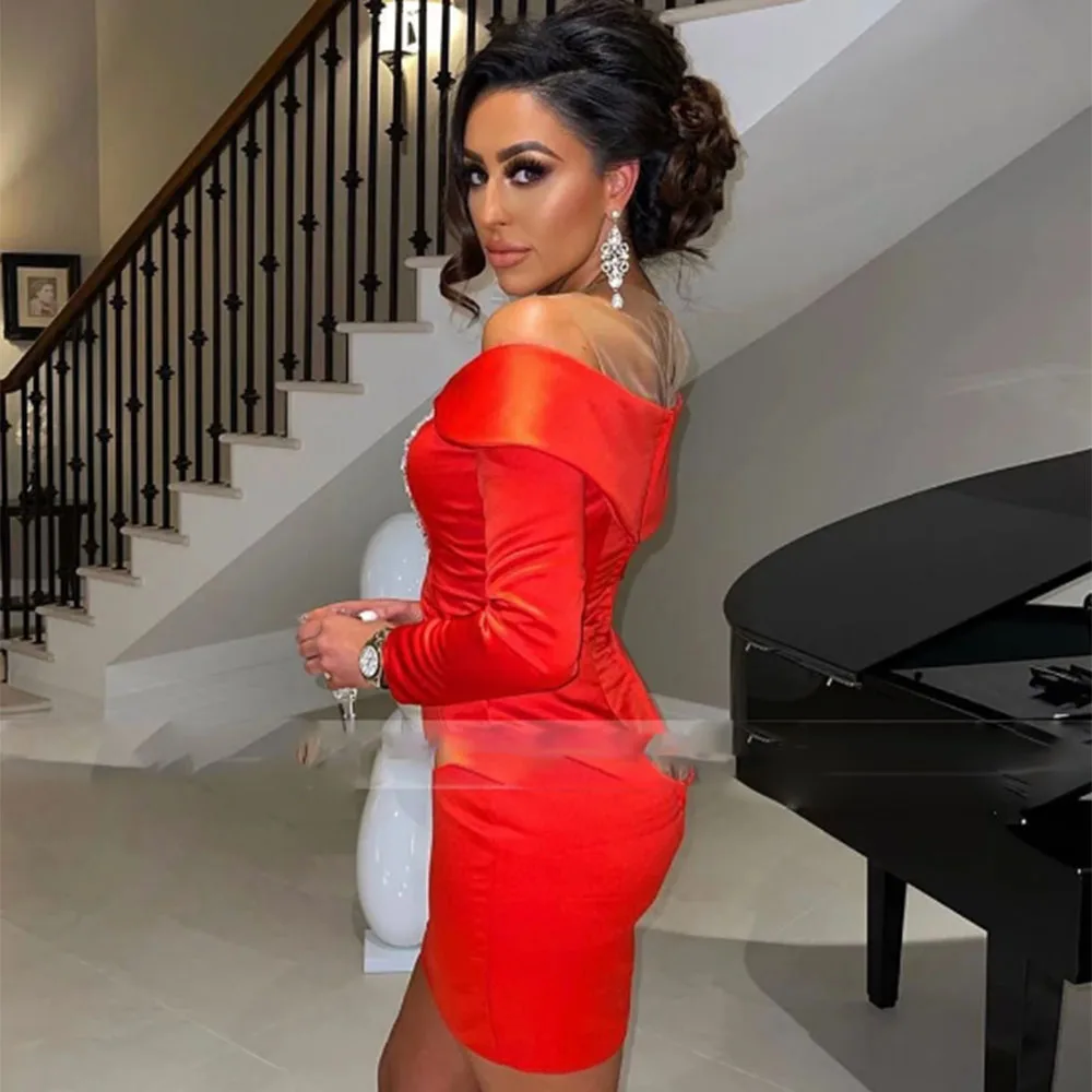 Christmas Red Cocktail Dress With Beads Sheer Neckline Sexy Mini Birthday Party Gown Off Shoulder Long Sleeves Homecoming Gown