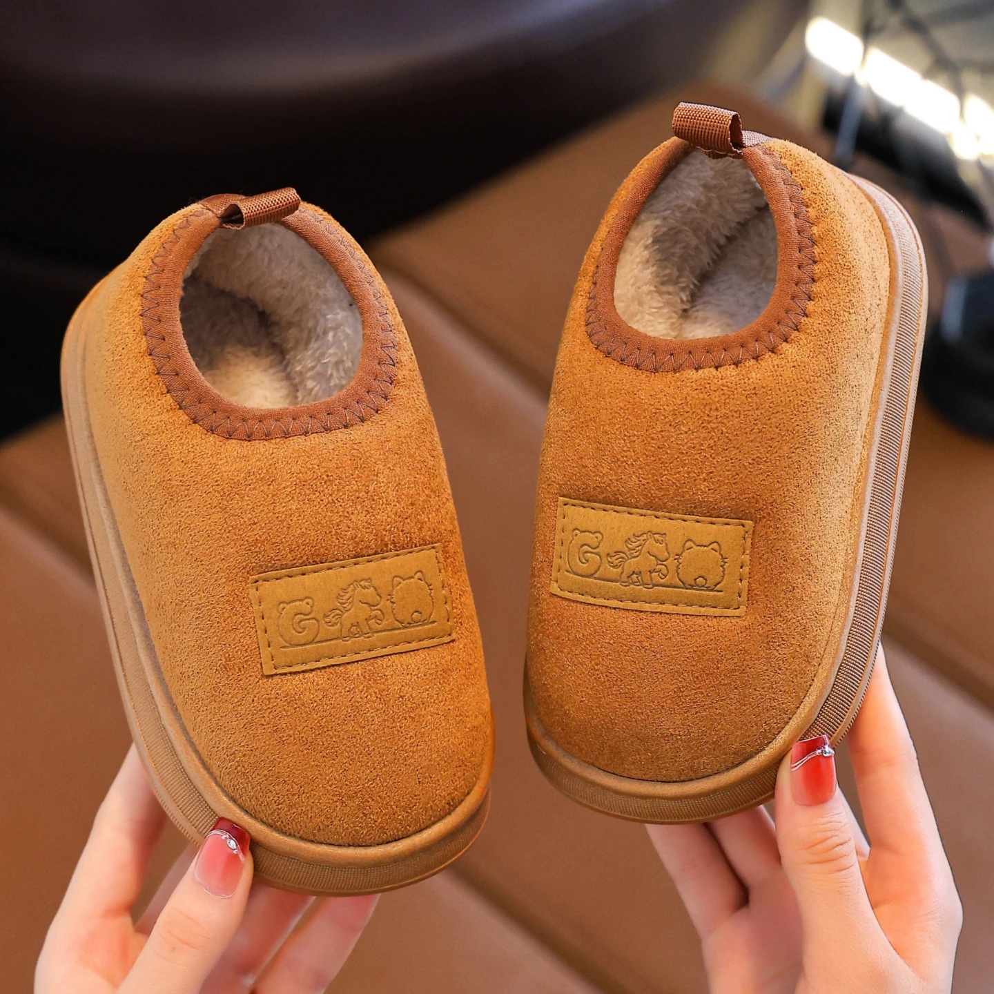 chinelos-de-inverno-para-meninos-e-meninas-calcados-simples-casuais-e-confortaveis-para-estudantes-sapatos-peludos-para-uso-interno